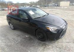 تويوتا يارس